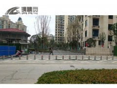 武漢鋼精靈路樁 不銹鋼防撞路樁 固定式路樁價(jià)格