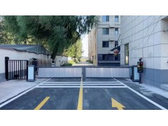 停車場廣告道閘、住宅小區(qū)廣告道閘、廣場、寫字樓廣告道閘