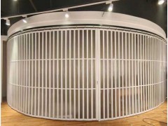 別墅陽臺廚房等場所水晶折疊門河北廠家生產(chǎn)安裝